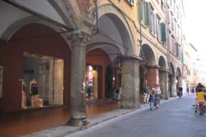 Xtrallusion photo gallery of Italy. Photos, pictures, images and photographs of the Italian Rivieras, the Italian Lakes, the Italian Alps, the Cinque Terre, the Amalfi coast and some of the most beautiful corners of Italy. Plus photos of Italian cities such as Pisa, Milan, Genoa and Rome.